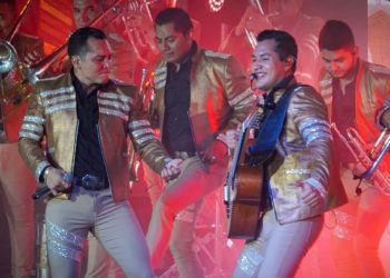 Edwin Luna y la Trakalosa estrenan su nuevo sencillo «PA’ MERECER»