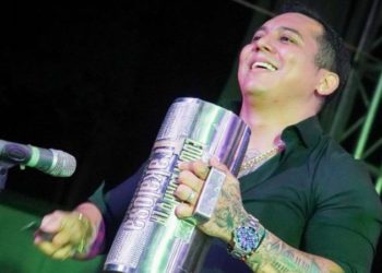 Edwin Luna y La Trakalosa de Monterrey  estrenan «NO SE LO DESEO A NADIE»