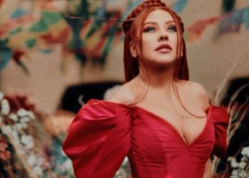Christina Aguilera estreno «Cuando Me Dé la Gana» en colaboración con Christian Nodal