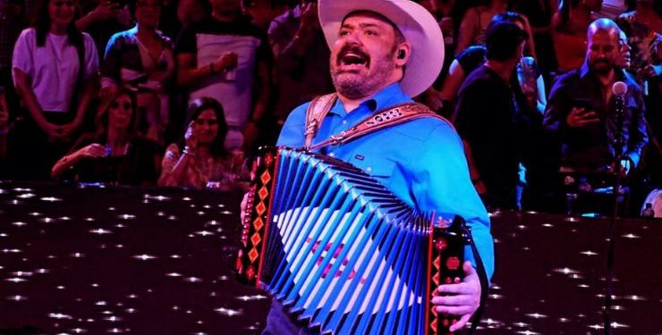 Ricky Muñoz está de luto vocalista de Grupo Intocable
