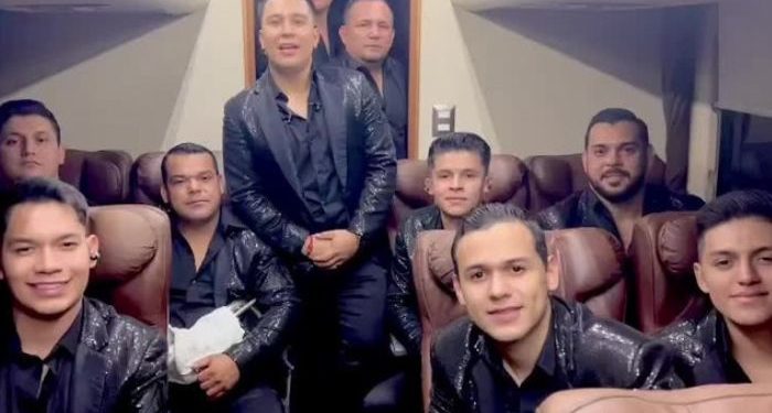 La Arrolladora Banda el Limón se presentará en Chicago.