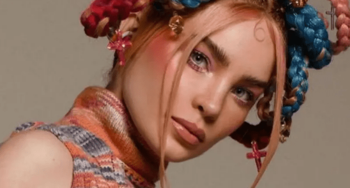 Belinda Arrasa con su nuevo sencillo «Bugatti»; canción que se sospecha es para Cazzu