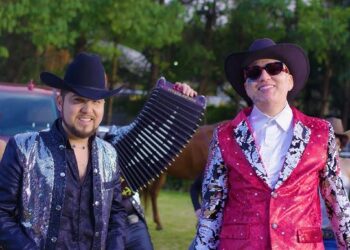 Dani Flow y Los Titanes de Durango sorprenden con su fusión en el regional mexicano