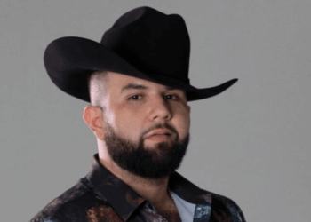 Carín León sorprende con un nuevo álbum de country y anuncia siete conciertos en el Sphere de Las Vegas