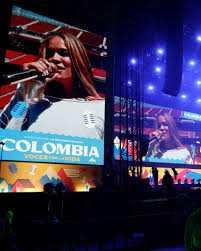 Karol G conmueve a Colombia con mensaje tras terremoto: “Te amo con todo mi corazón”