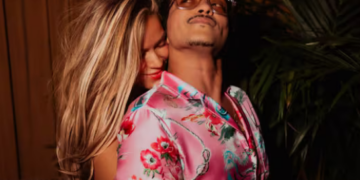 Bruno Mars “pelea” por Karol G tras verla bailar con Drake durante concierto