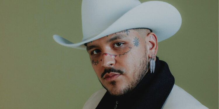 Christian Nodal va por otro Latin Grammy: competirá contra su suegro Pepe Aguilar