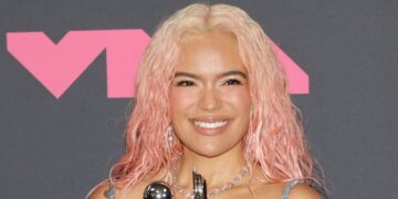Karol G y Shakira ponen el sabor latino en los Kids’ Choice Awards 2026