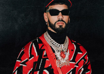 “Desbloquéame, bebé”: Anuel AA lanza inesperada petición a Karol G y desata reacciones