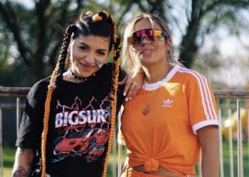 Cazzu responde a Karol G tras revelar que quiere volver a cantar con ella