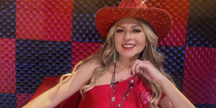 Mariana Ochoa arranca nueva etapa musical con sold out de “A LA GOMA TOUR” en CDMX